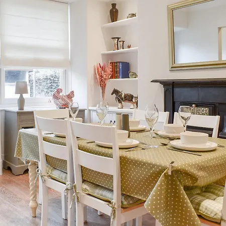 Park Road Holiday home *